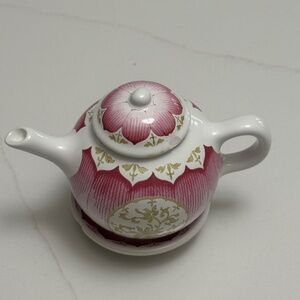 American Doll Tea Pot